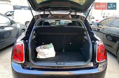 Хетчбек MINI Hatch 2015 в 