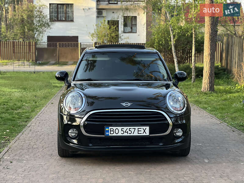 Хетчбек MINI Hatch 2017 в Києві