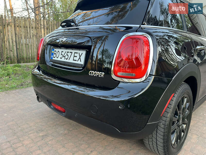 Хетчбек MINI Hatch 2017 в Києві