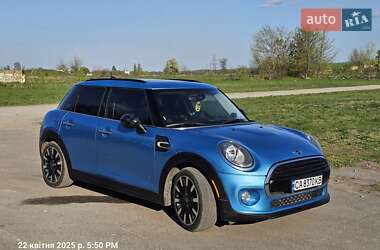Хетчбек MINI Hatch 2015 в 