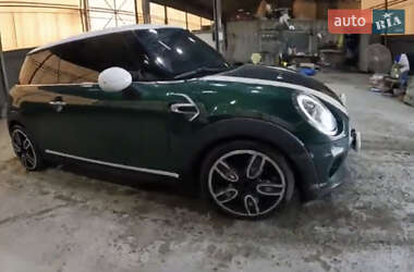 Хэтчбек MINI Hatch 2015 в 