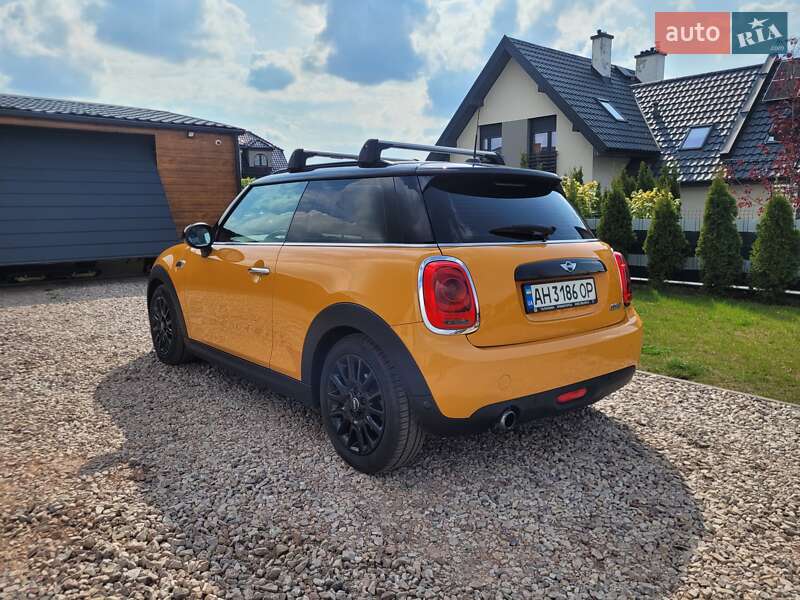 Хэтчбек MINI Hatch 2016 в Краматорске