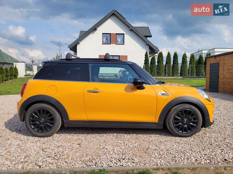 Хэтчбек MINI Hatch 2016 в Краматорске