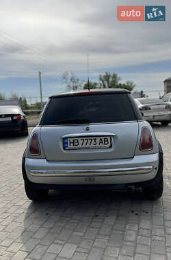 Хетчбек MINI Hatch 2003 в 