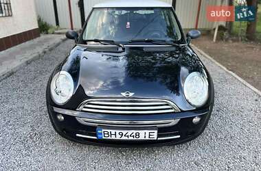 Хетчбек MINI Hatch 2004 в 