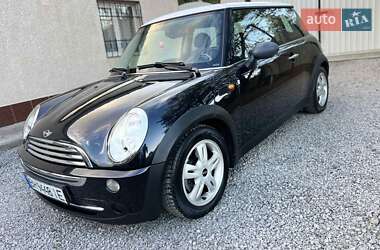 Хетчбек MINI Hatch 2004 в 