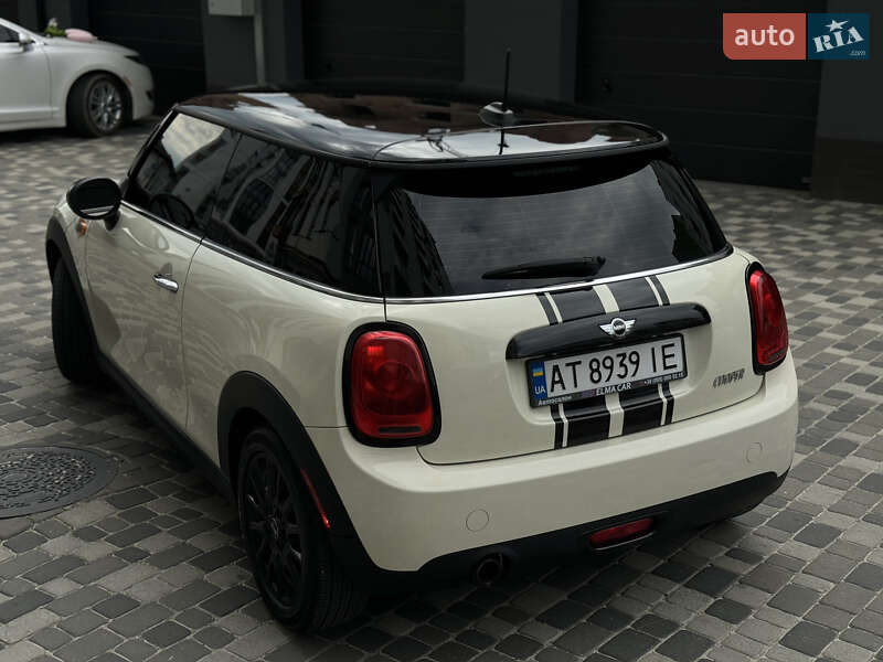 Хэтчбек MINI Hatch 2014 в Ивано-Франковске