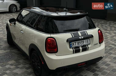 Хетчбек MINI Hatch 2014 в 