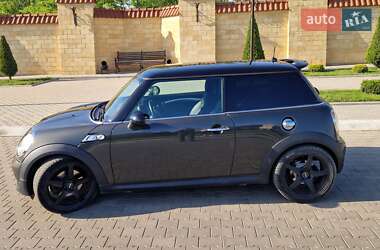 Хетчбек MINI Hatch 2010 в 