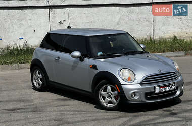 Хетчбек MINI Hatch 2010 в 