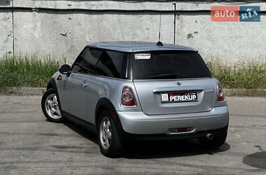 Хетчбек MINI Hatch 2010 в 