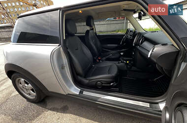 Хетчбек MINI Hatch 2010 в 