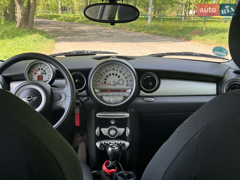 Хетчбек MINI Hatch 2009 в Рівному