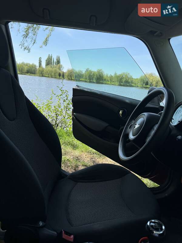 Хетчбек MINI Hatch 2009 в Рівному