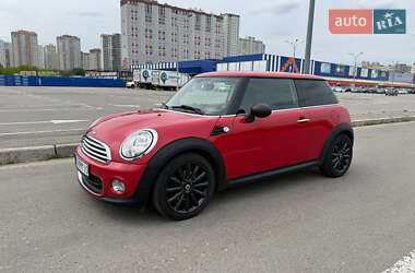 Хетчбек MINI Hatch 2013 в 