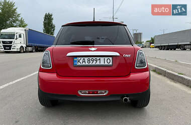 Хетчбек MINI Hatch 2013 в 