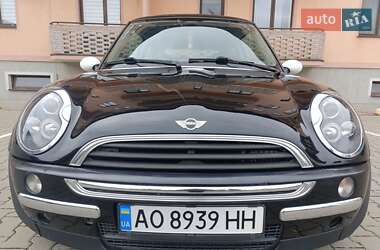 Хэтчбек MINI Hatch 2004 в 