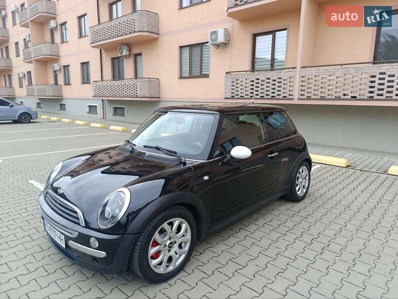 MINI Hatch 2004