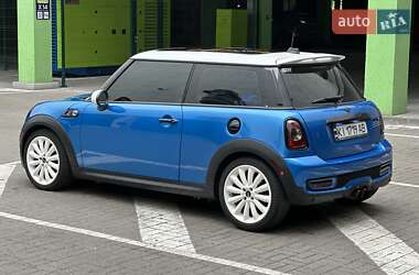 Хэтчбек MINI Hatch 2011 в 