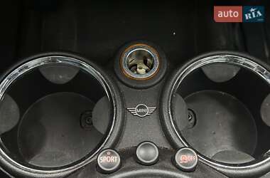 Хэтчбек MINI Hatch 2011 в 