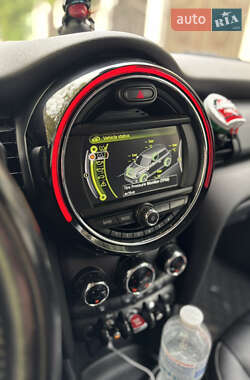 Хэтчбек MINI Hatch 2018 в 