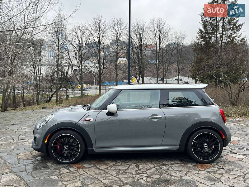 Хетчбек MINI Hatch 2020 в 