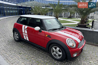 Хэтчбек MINI Hatch 2006 в 