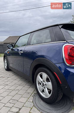Хэтчбек MINI Hatch 2016 в 
