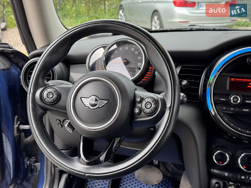 Хетчбек MINI Hatch 2016 в Івано-Франківську