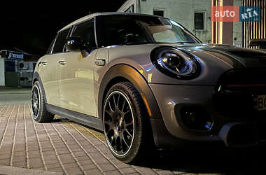 Хетчбек MINI Hatch 2018 в 