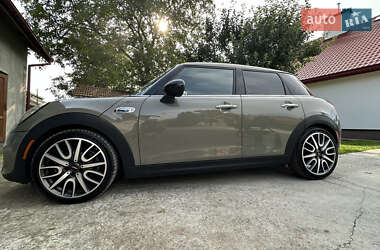 Хетчбек MINI Hatch 2018 в 