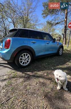 Хетчбек MINI Hatch 2015 в 
