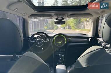Хетчбек MINI Hatch 2016 в 
