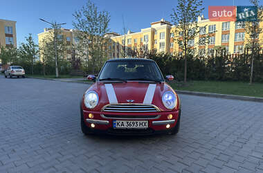 Хэтчбек MINI Hatch 2003 в 