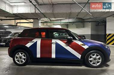 Хетчбек MINI Hatch 2016 в 