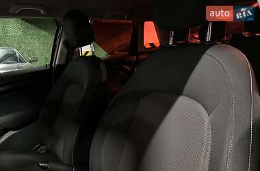 Хетчбек MINI Hatch 2016 в 