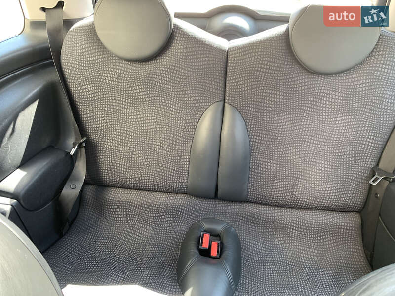 Хетчбек MINI Hatch 2002 в Києві