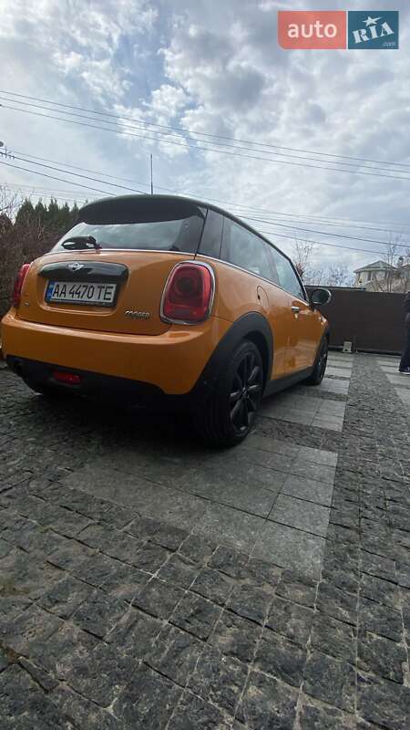 Хэтчбек MINI Hatch 2017 в Киеве