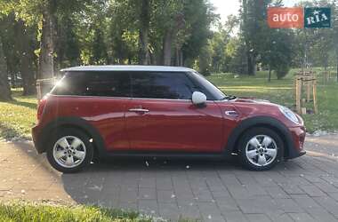 Хэтчбек MINI Hatch 2015 в 