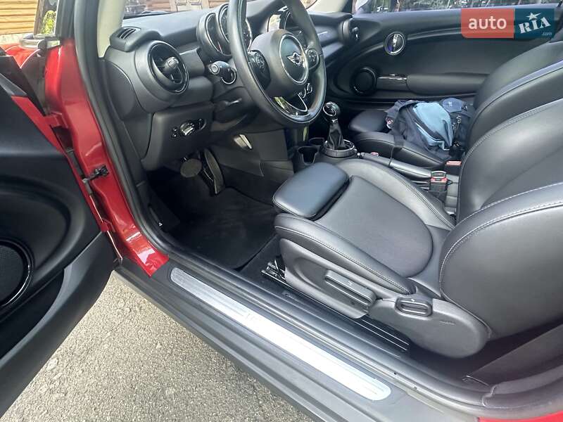 Хетчбек MINI Hatch 2015 в Києві