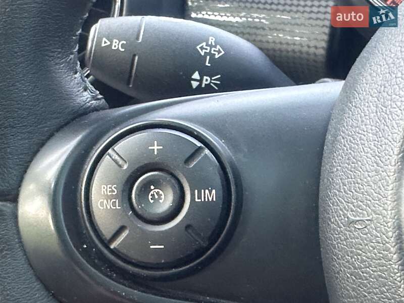 Хетчбек MINI Hatch 2015 в Києві