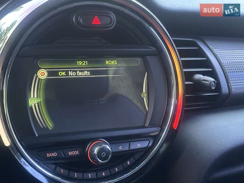 Хетчбек MINI Hatch 2015 в Києві
