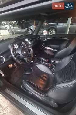 Хэтчбек MINI Hatch 2011 в 