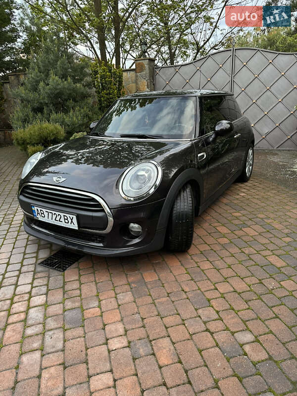 Хетчбек MINI Hatch 2015 в Вінниці