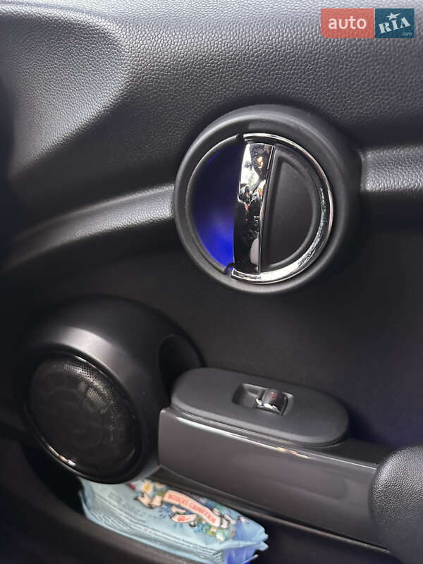 Хетчбек MINI Hatch 2015 в Вінниці