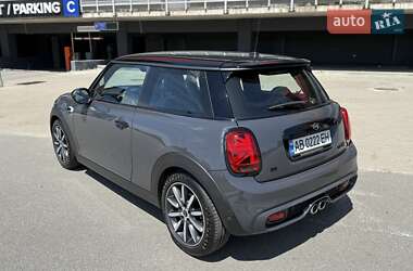 Хэтчбек MINI Hatch 2018 в 