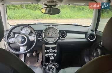 Хэтчбек MINI Hatch 2010 в 