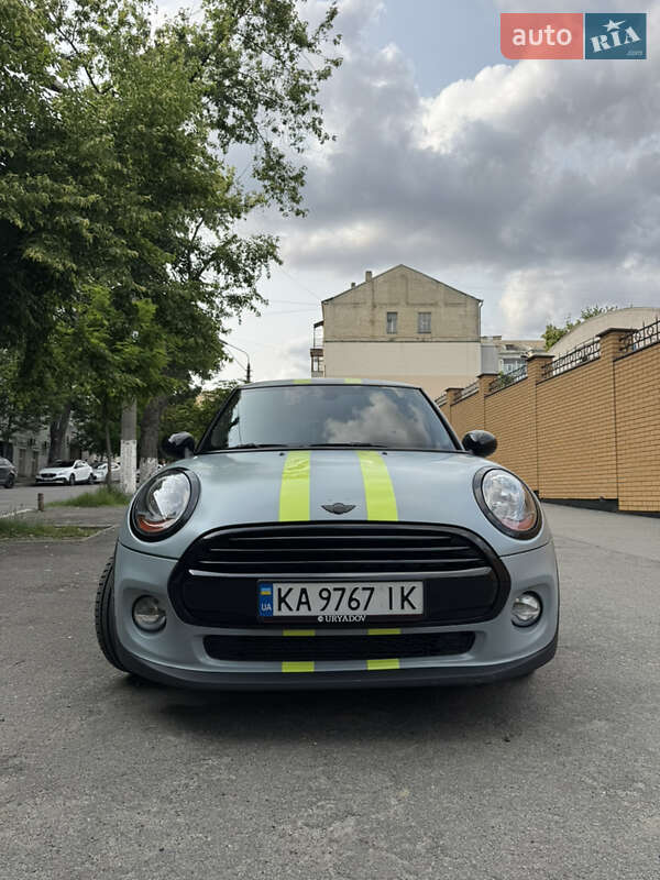 Хэтчбек MINI Hatch 2016 в 