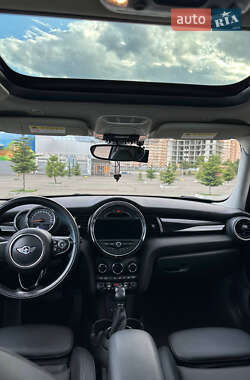 Хэтчбек MINI Hatch 2015 в 
