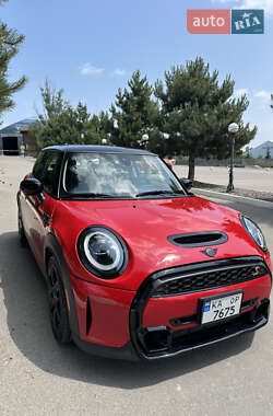 Хэтчбек MINI Hatch 2023 в 